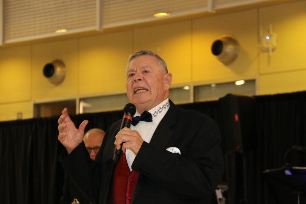 Kenyon Snowflake Gala 02