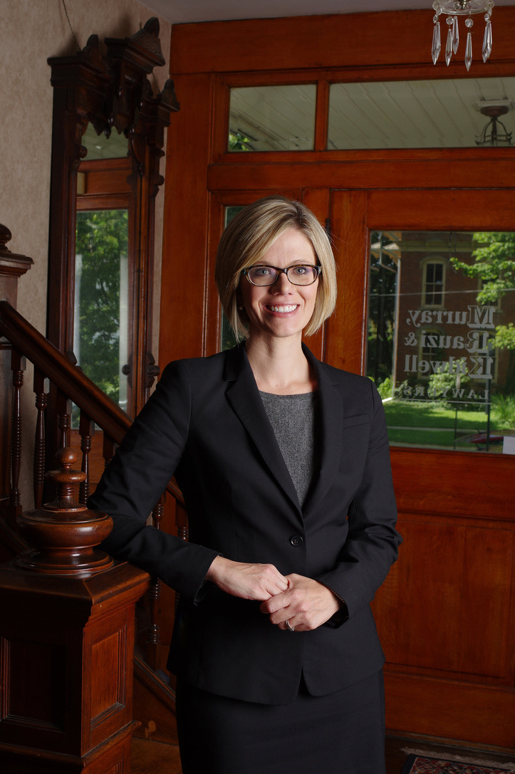 Cunningham of Mount Vernon earns Statewide Community Service Award for Attorneys Under 40